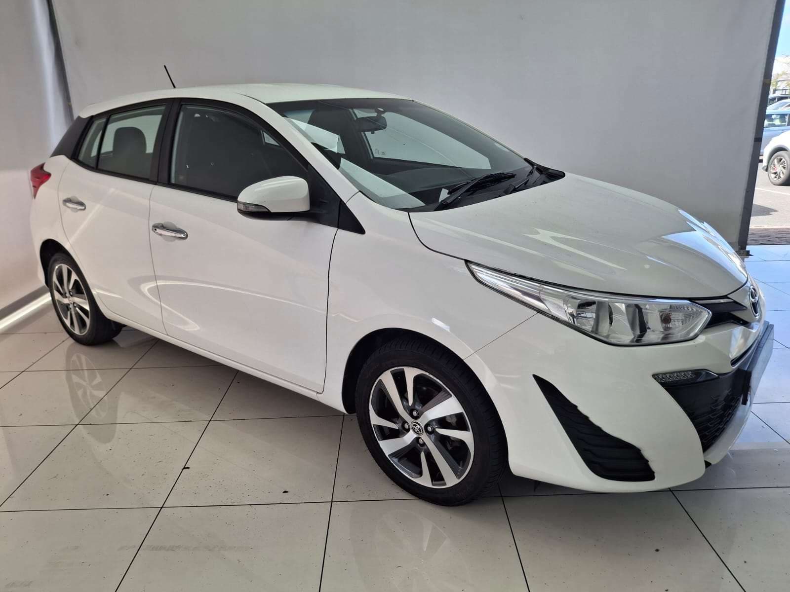 2019 Toyota Yaris YARIS 1.5 XS CVT 5Dr